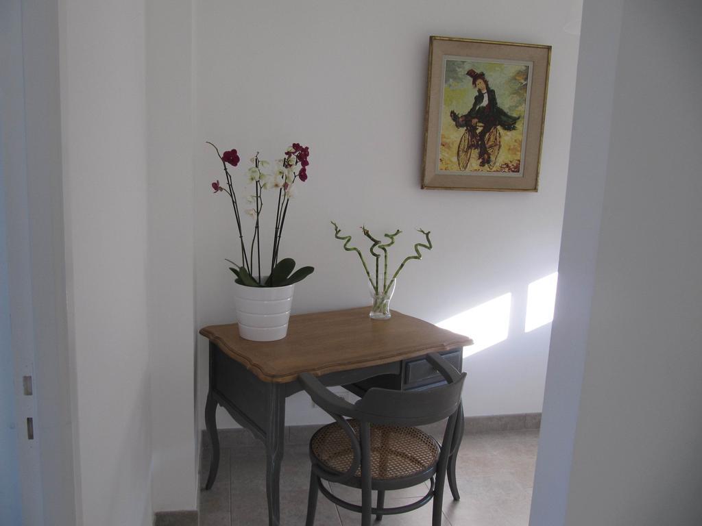 Apartamento La Regina Trouville-sur-Mer Habitación foto